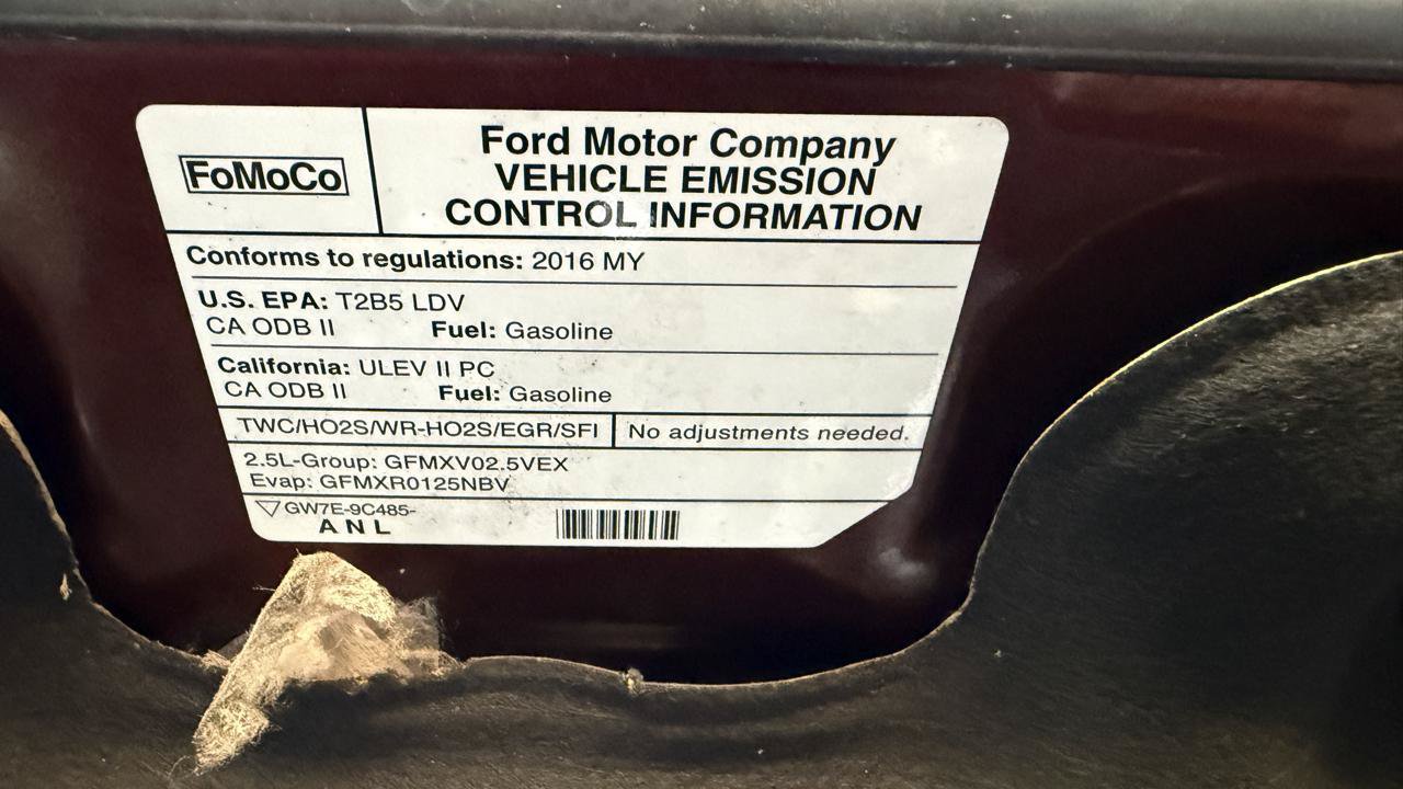 Used 2016 Ford Fusion SE FWD image 46