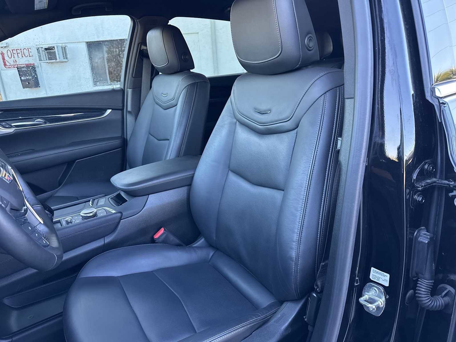 Used 2023 Cadillac XT5 Premium Luxury FWD image 15