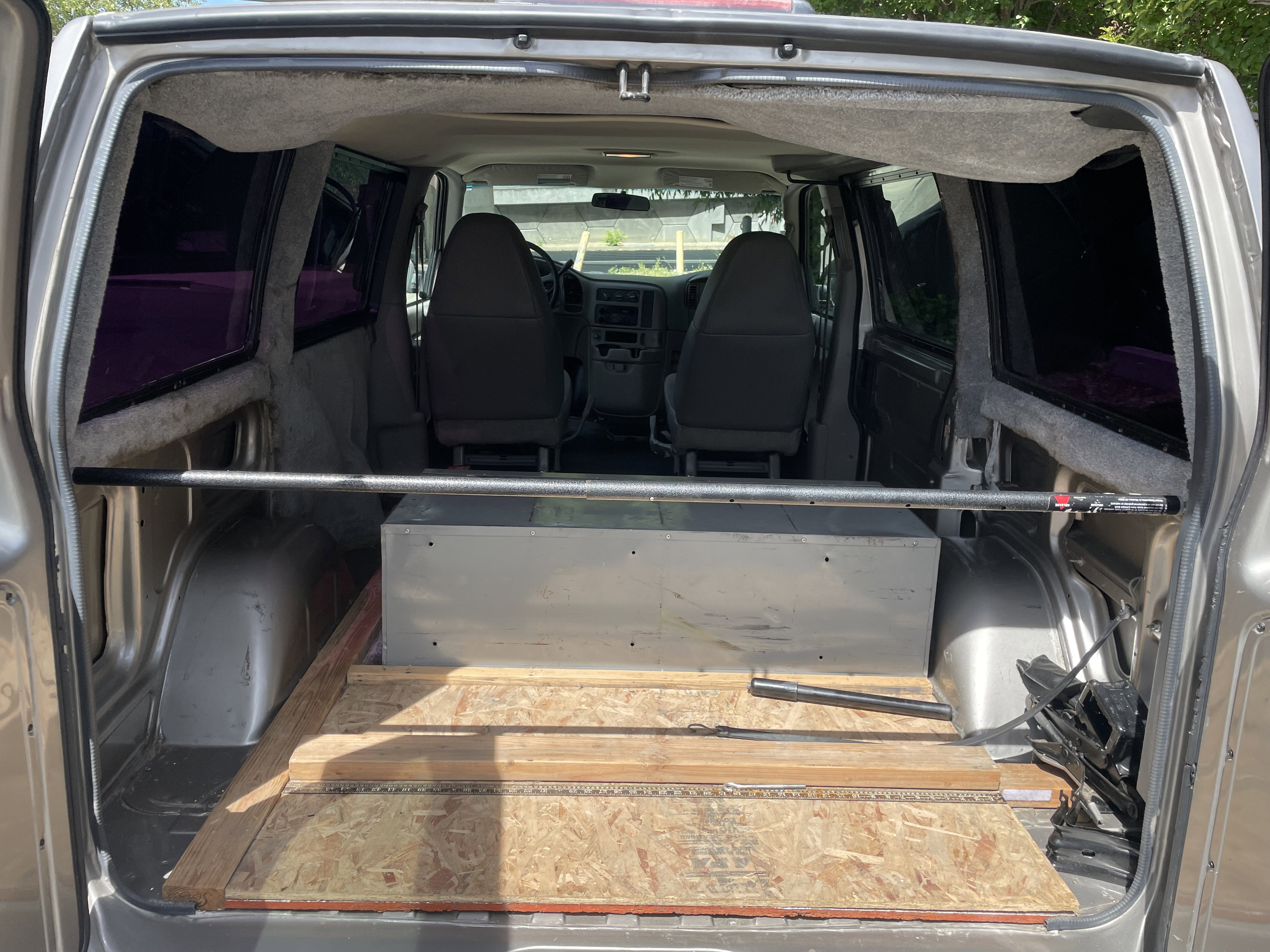 Used 2003 Chevrolet Astro RWD image 16