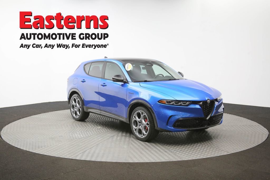Used 2024 Alfa Romeo Tonale Veloce AWD/4WD image 47