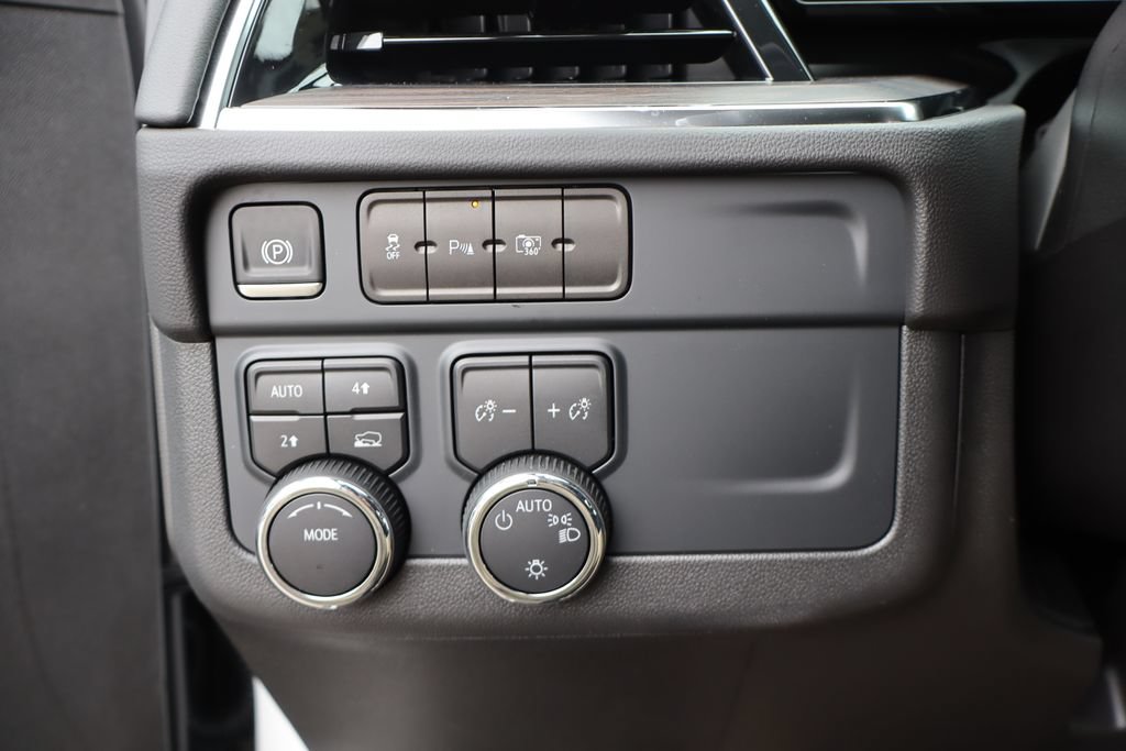 New 2025 Chevrolet Tahoe 4WD image 14