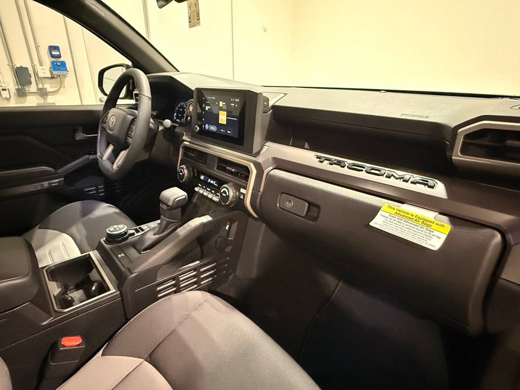 Used 2026 Toyota Tacoma TRD Off-Road AWD/4WD image 30