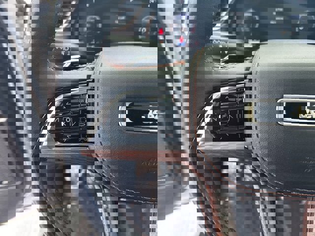 Used 2023 Jeep Grand Cherokee L Summit w/ Advanced Protech Group IV image 20