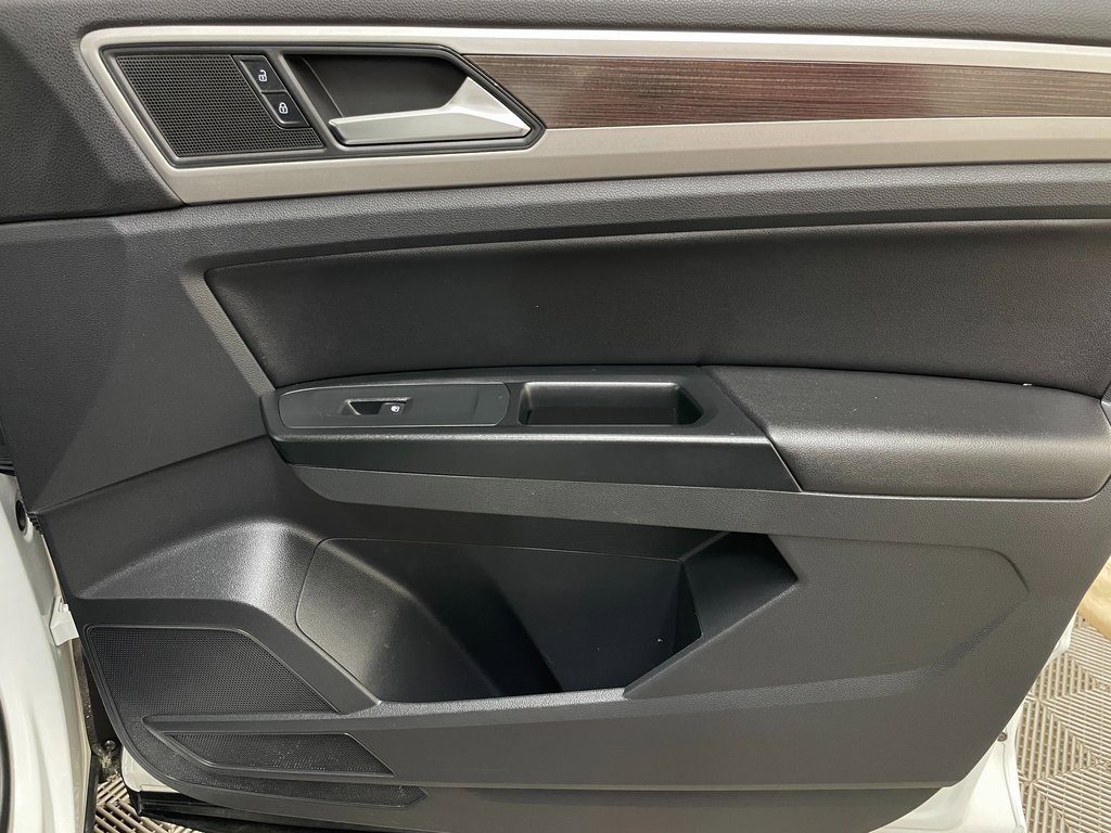 Used 2020 Volkswagen Atlas SE w/ Towing Package image 38