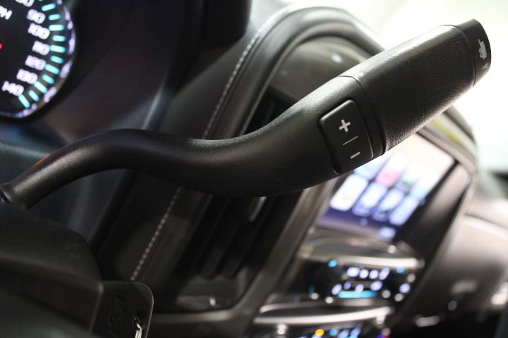 Used 2017 Chevrolet Silverado 1500 High Country image 39