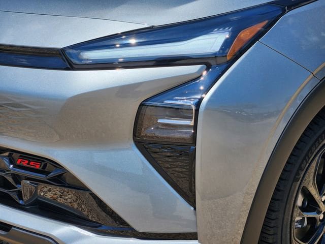 New 2027 Chevrolet Bolt RS w/ Technology Package FWD image 6