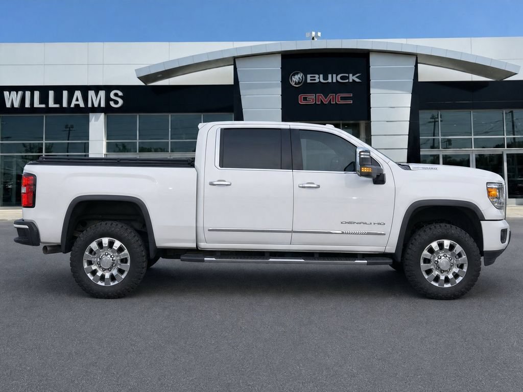 Used 2018 GMC Sierra 2500 Denali w/ Duramax Plus Package AWD/4WD image 8