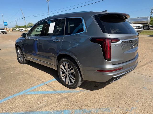 Used 2020 Cadillac XT6 Premium Luxury FWD image 3