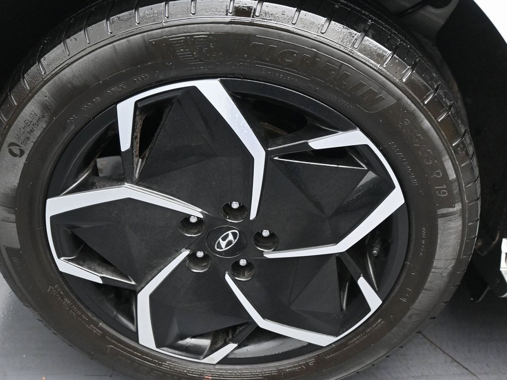 Used 2024 Hyundai Ioniq 5 Limited image 39