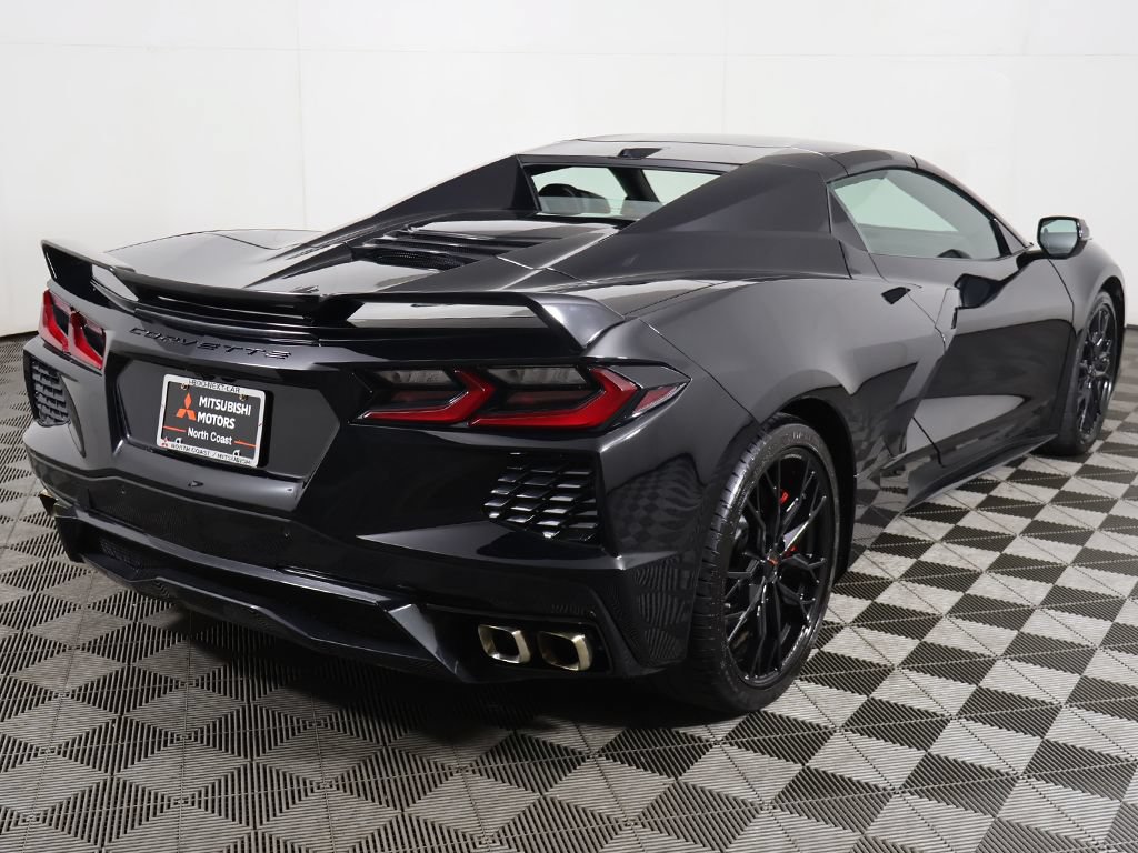Used 2024 Chevrolet Corvette Stingray Convertible w/ Z51 Performance Package RWD image 12