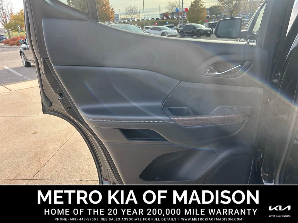 Used 2020 GMC Acadia Denali w/ Technology Package image 34