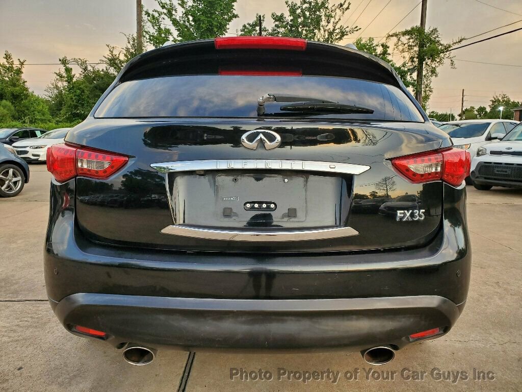 Used 2010 INFINITI FX35 AWD w/ Navigation Pkg image 16