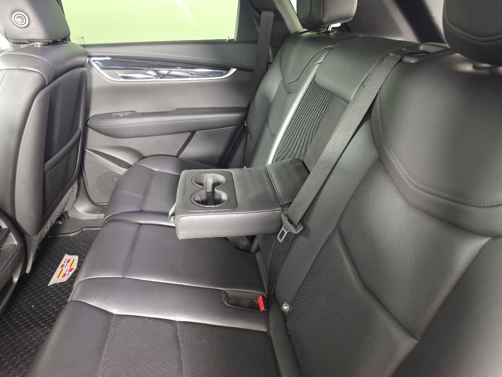Used 2020 Cadillac XT5 Premium Luxury AWD/4WD image 29