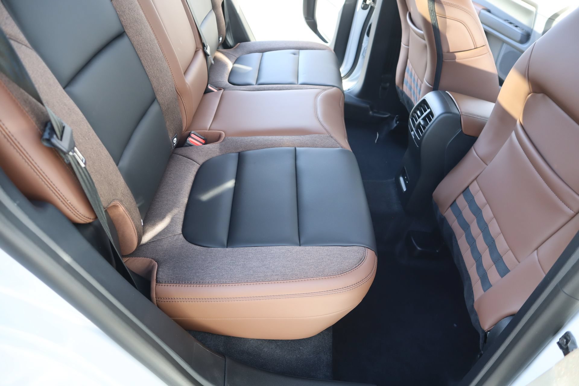 New 2026 Ford Bronco Sport Outer Banks w/ Outer Banks Tech Package+ AWD/4WD image 15