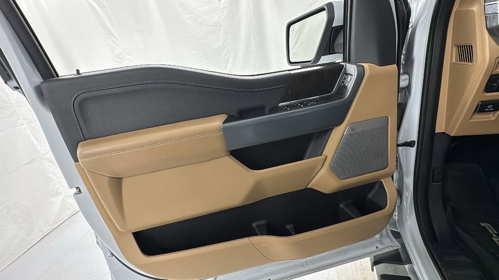 Used 2022 Ford F150 Lariat image 17