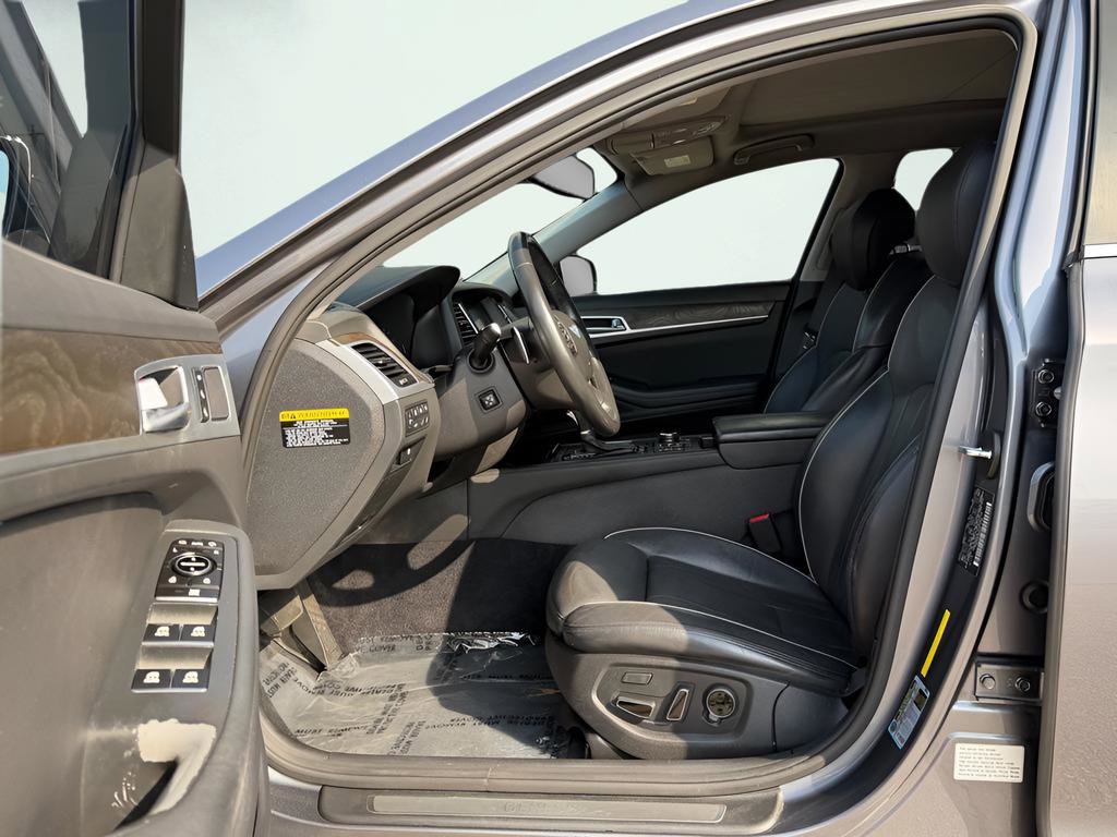 Used 2015 Hyundai Genesis 3.8 w/ Option Group 04 image 14