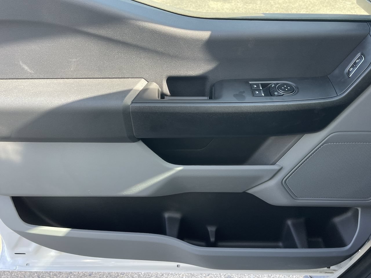New 2025 Ford F550 2WD Regular Cab Super Duty image 19