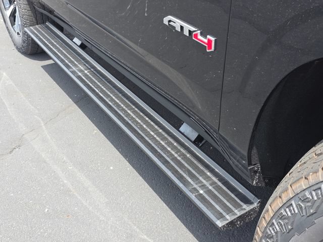 New 2026 GMC Yukon AT4 w/ AT4 Premium Plus Package AWD/4WD image 20