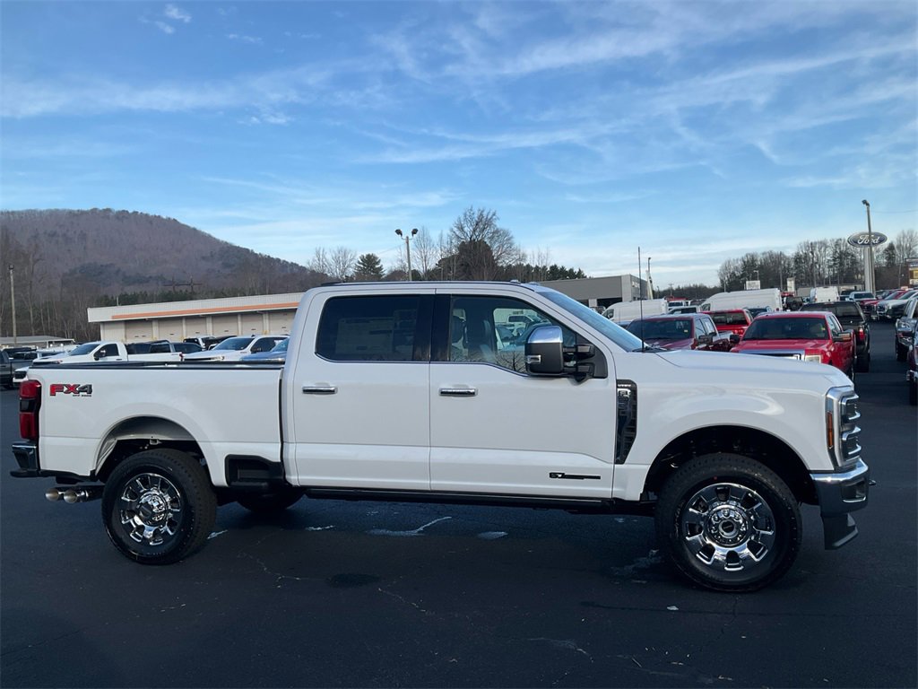 New 2026 Ford F250 Lariat w/ Chrome Package image 4