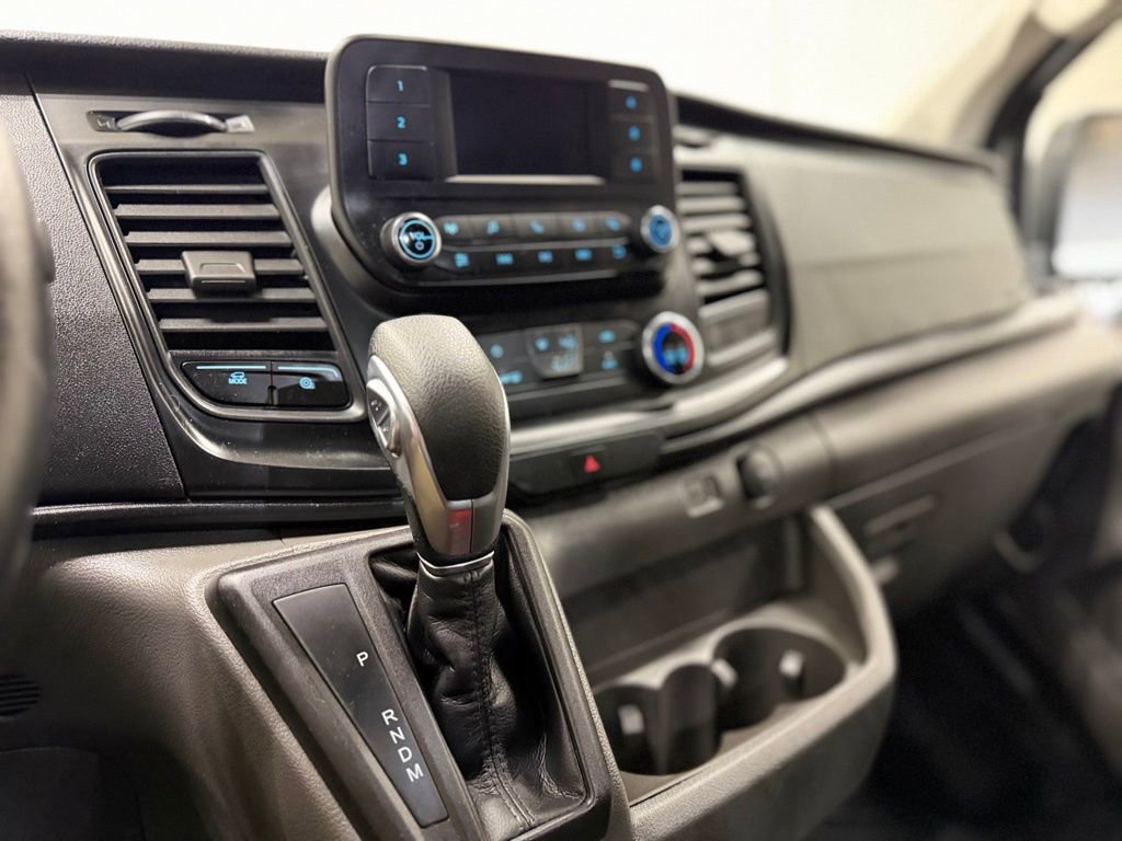 Used 2024 Ford Transit 250 Low Roof AWD w/ Exterior Upgrade Package image 19