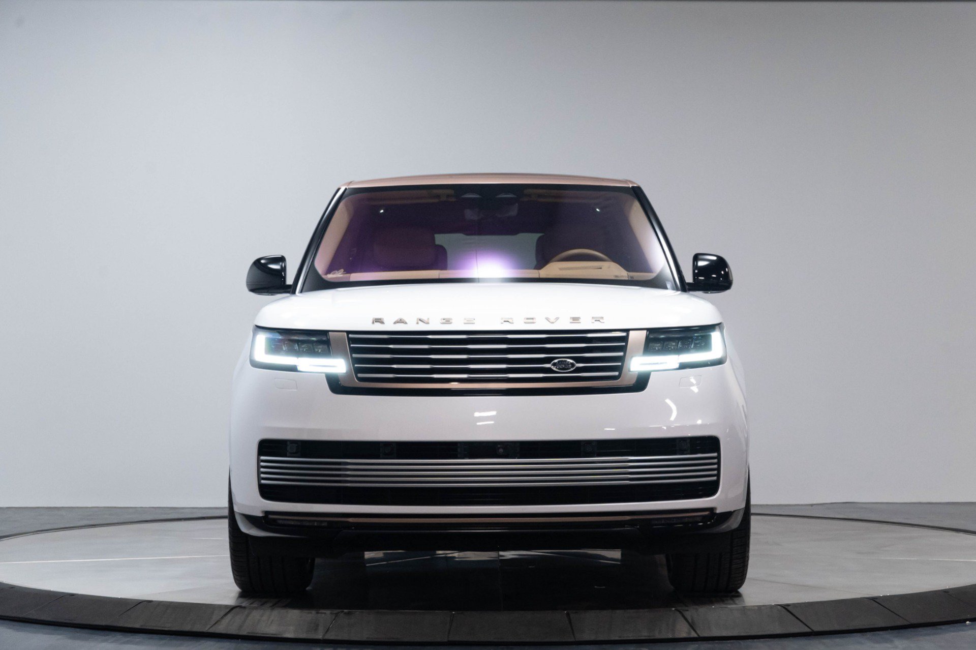 Used 2023 Land Rover Range Rover SV AWD/4WD image 52