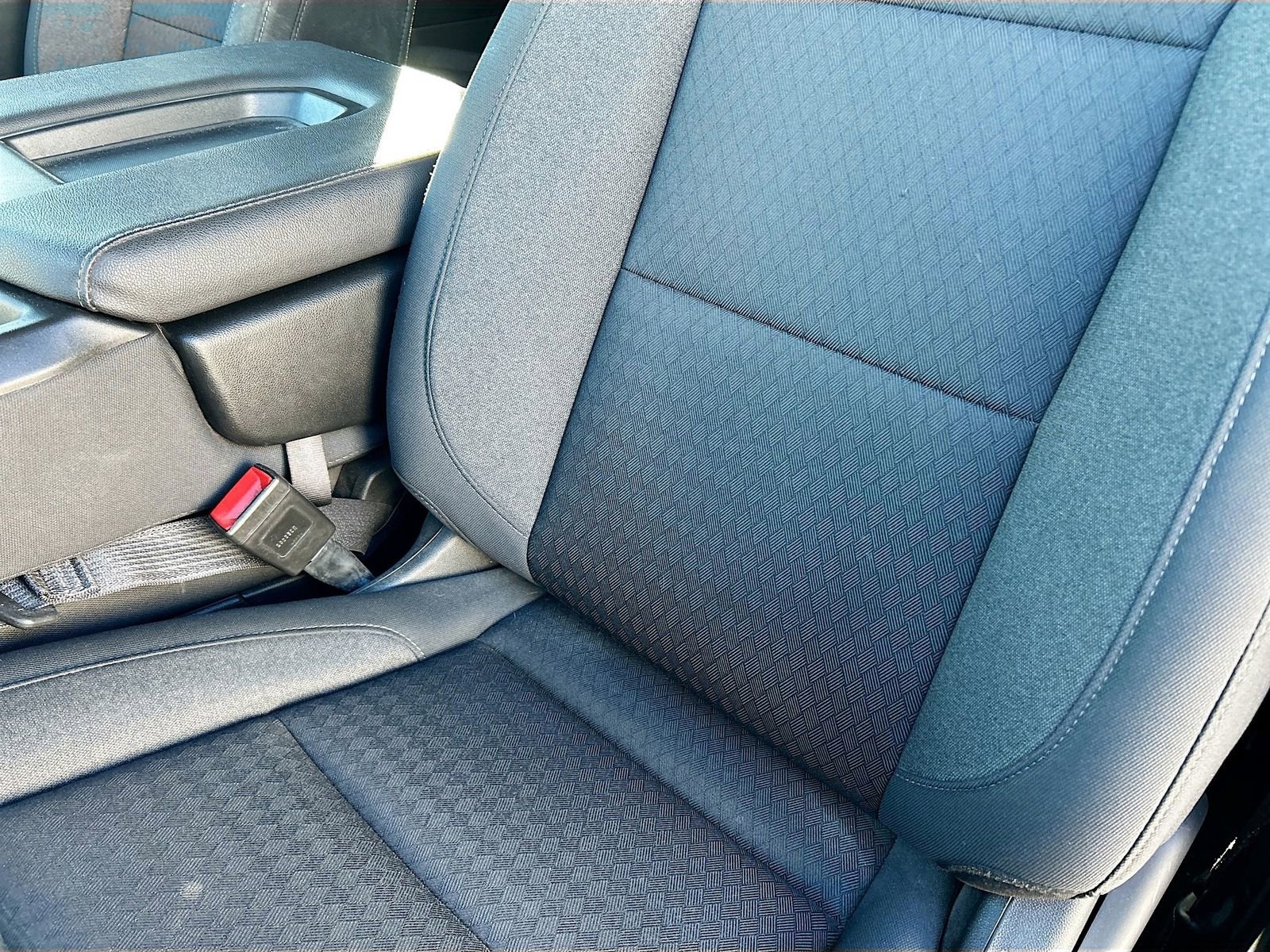 Used 2024 Chevrolet Silverado 2500 LT w/ Z71 Off-Road Package image 30