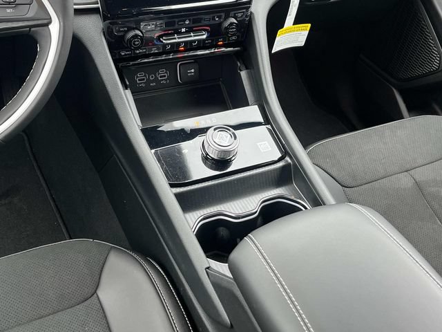 New 2025 Jeep Grand Cherokee Altitude AWD/4WD image 13