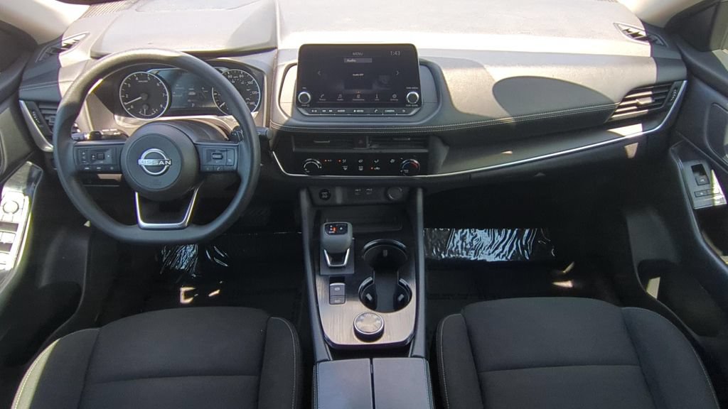 Used 2024 Nissan Rogue S AWD/4WD image 12