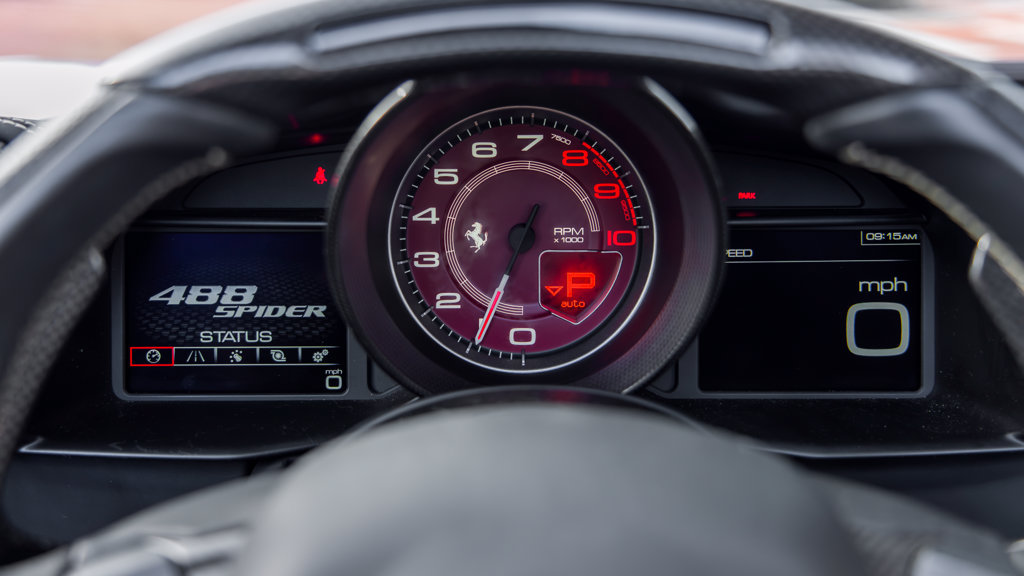 Used 2018 Ferrari 488 Spider RWD image 17