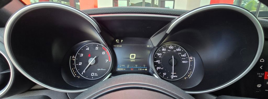 Used 2022 Alfa Romeo Giulia Ti image 29