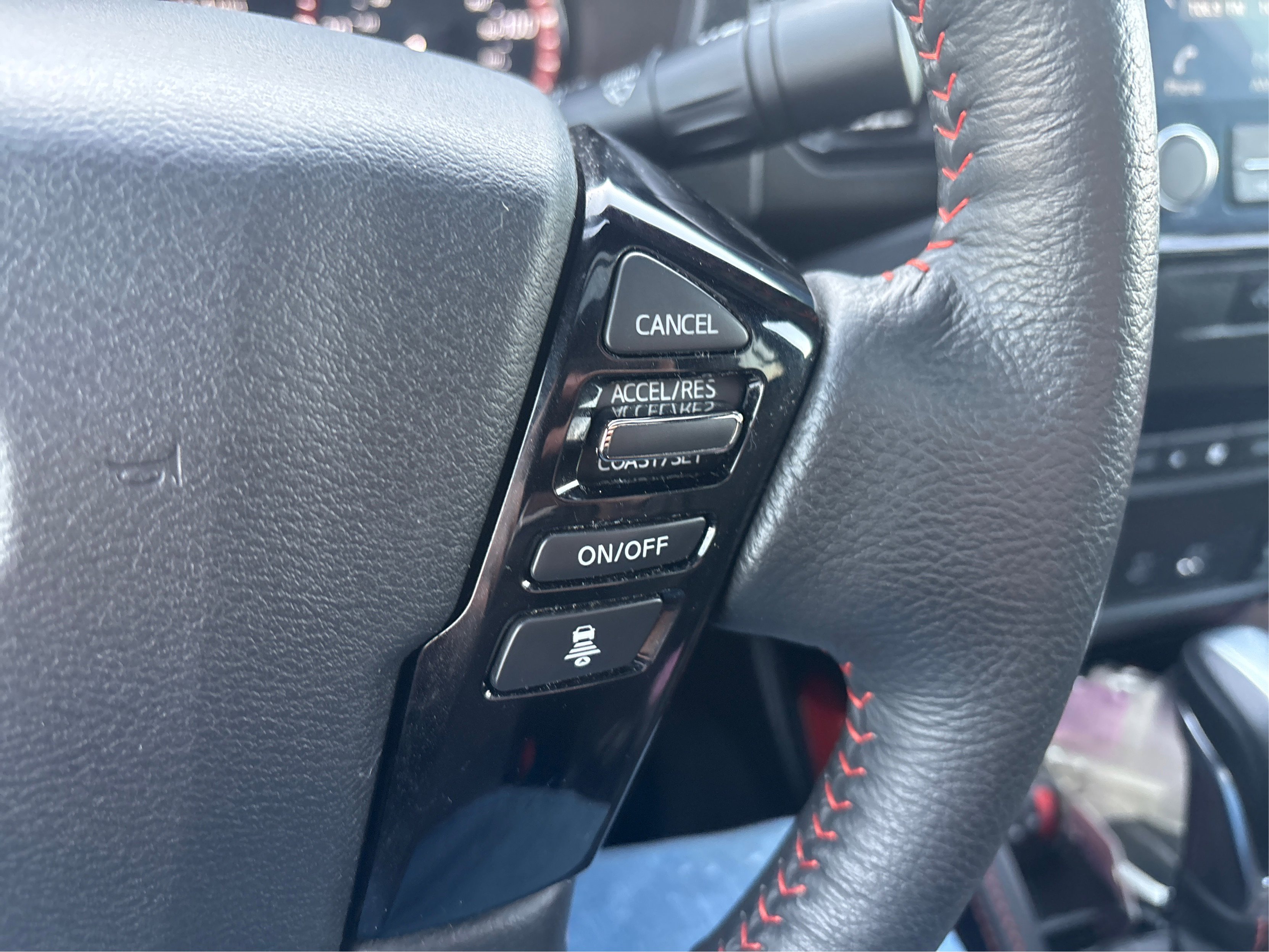 Used 2024 Nissan Frontier PRO-4X w/ Pro Premium Package image 23