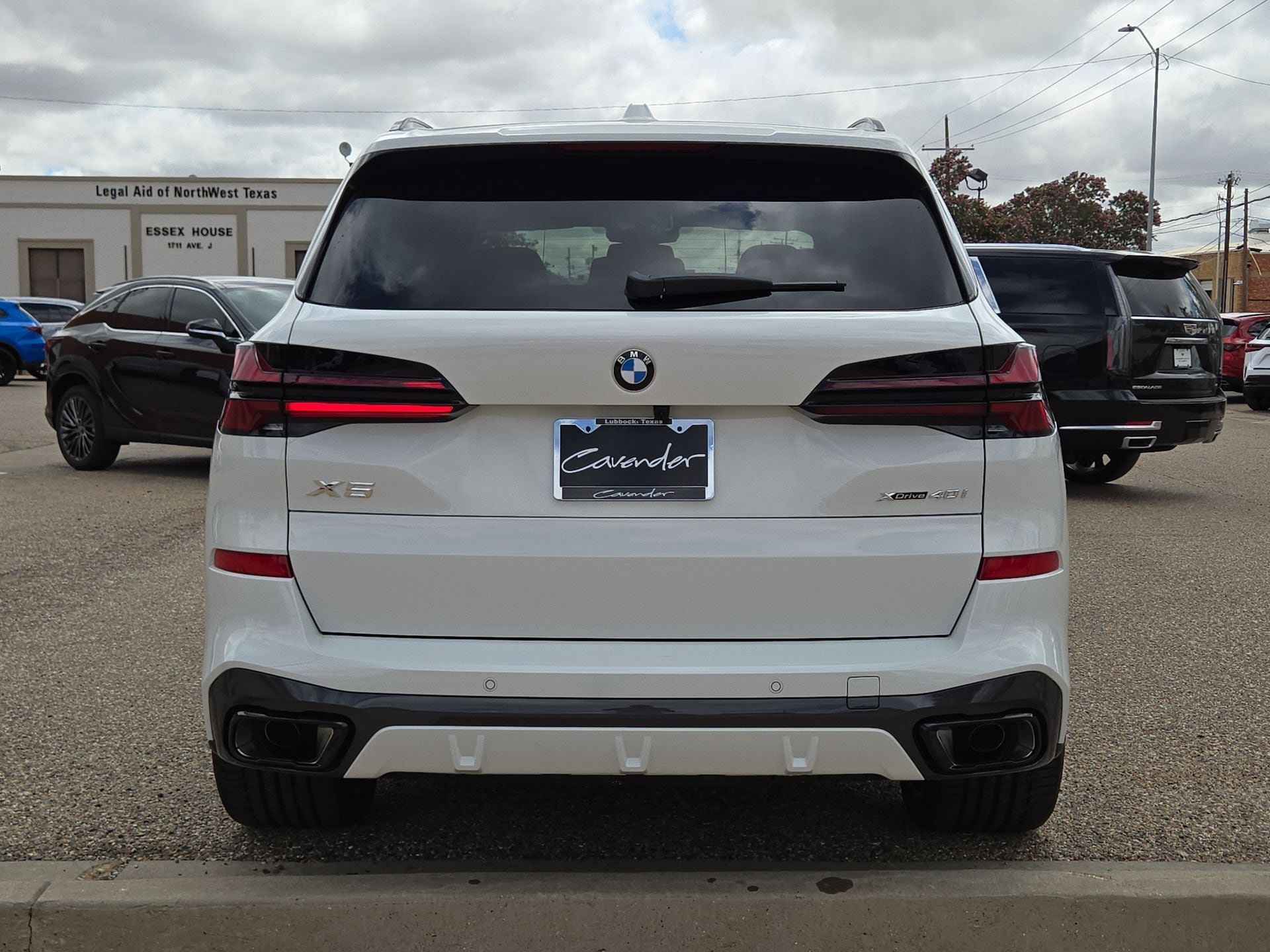 New 2026 BMW X5 xDrive40i w/ Executive Package AWD/4WD image 12