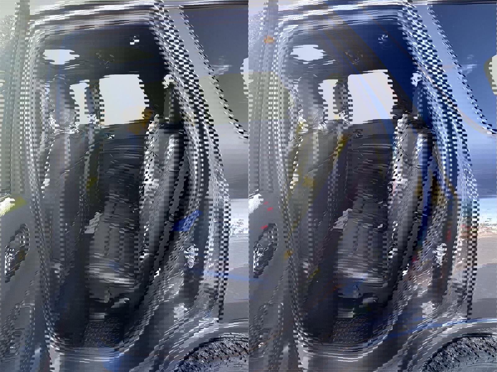 Used 2024 Dodge Durango GT image 36