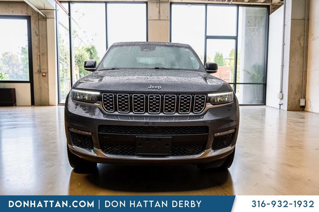 Used 2021 Jeep Grand Cherokee L Summit w/ Advanced Protech Group IV AWD/4WD image 28