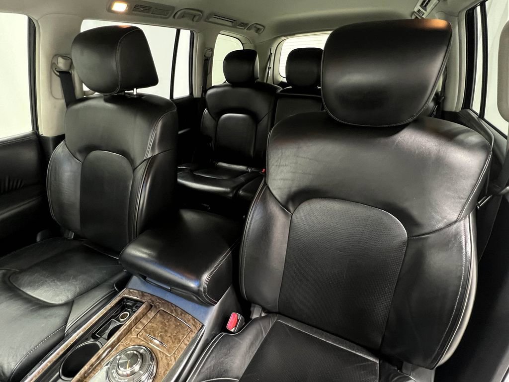 Used 2016 INFINITI QX80 Luxe w/ 22" Wheel Package image 16