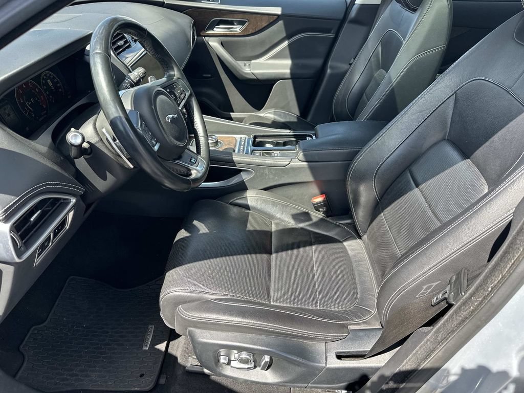 Used 2018 Jaguar F-PACE R-Sport AWD/4WD image 20