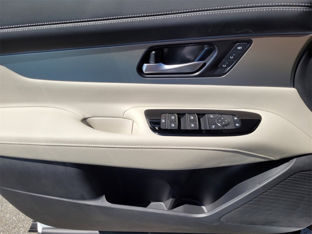 New 2025 Nissan Murano SL w/ Cargo Package image 25