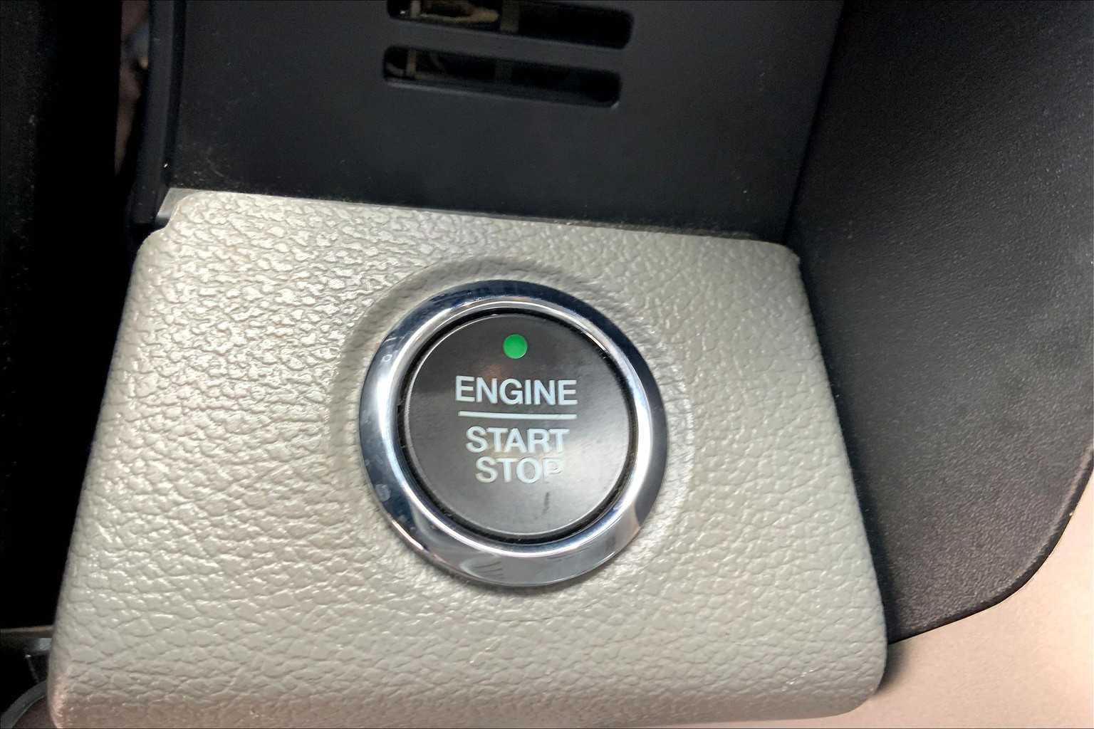 Used 2020 Ford F150 Lariat RWD image 35