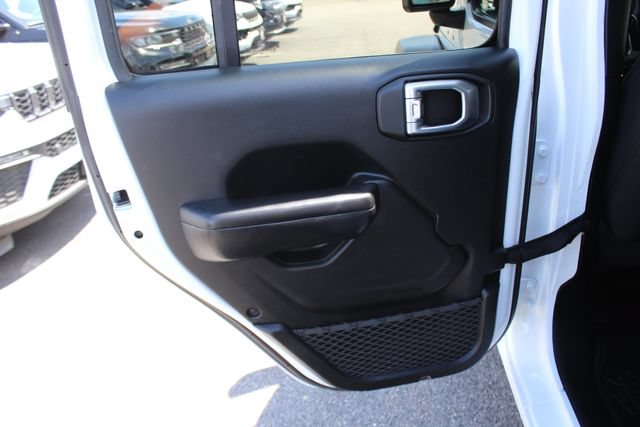 Used 2019 Jeep Wrangler Unlimited Sport S AWD/4WD image 19
