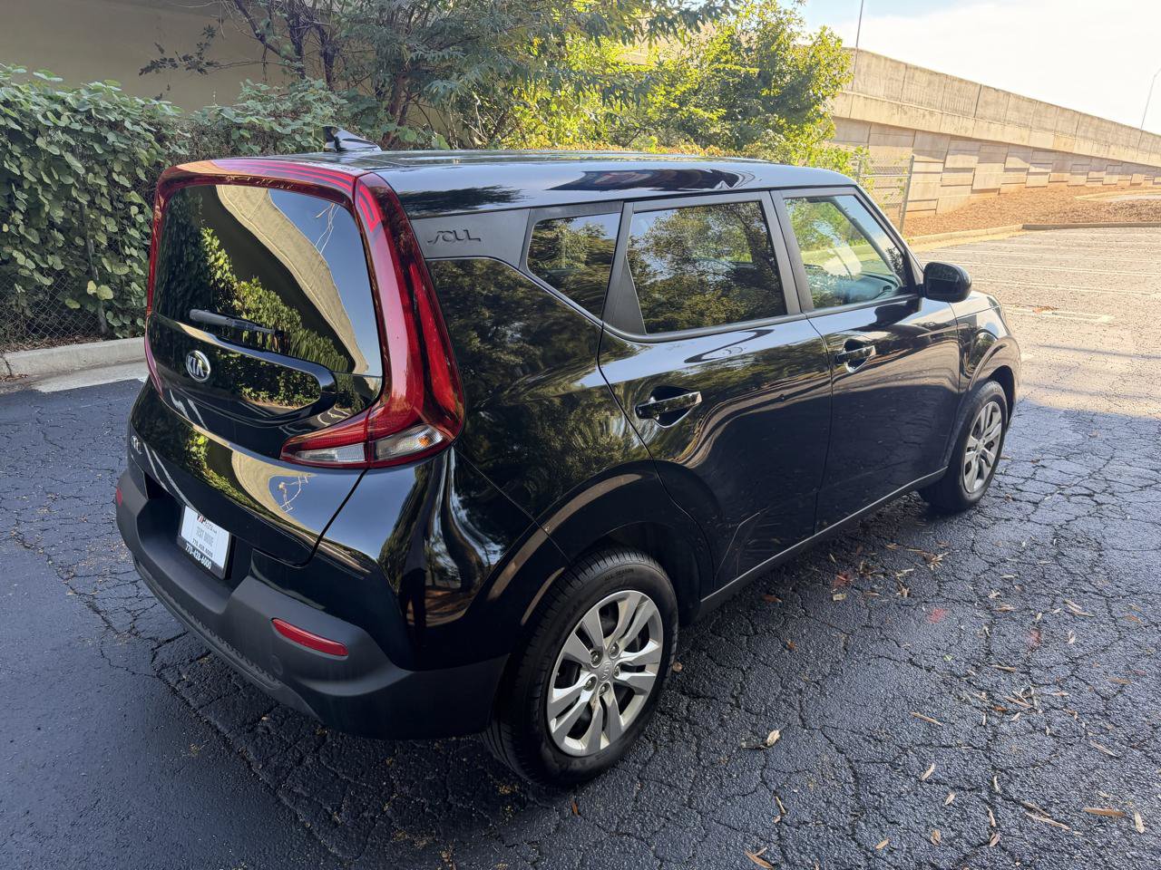 Used 2021 Kia Soul LX FWD image 5