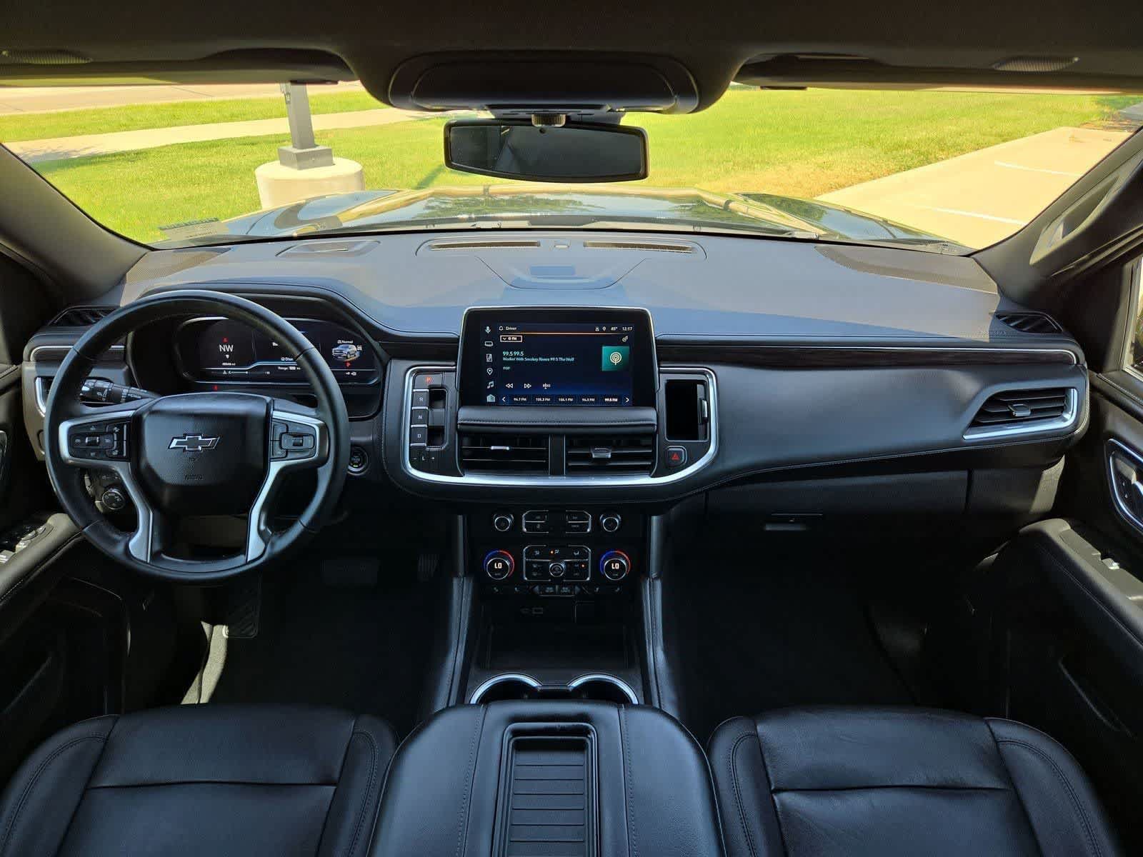 Used 2023 Chevrolet Tahoe Z71 w/ Luxury Package AWD/4WD image 13