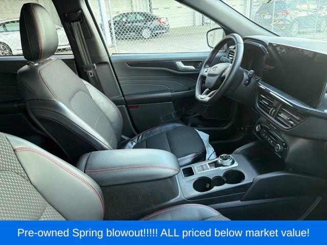 Used 2023 Ford Escape ST-Line w/ Tech Pack #1 AWD/4WD image 12