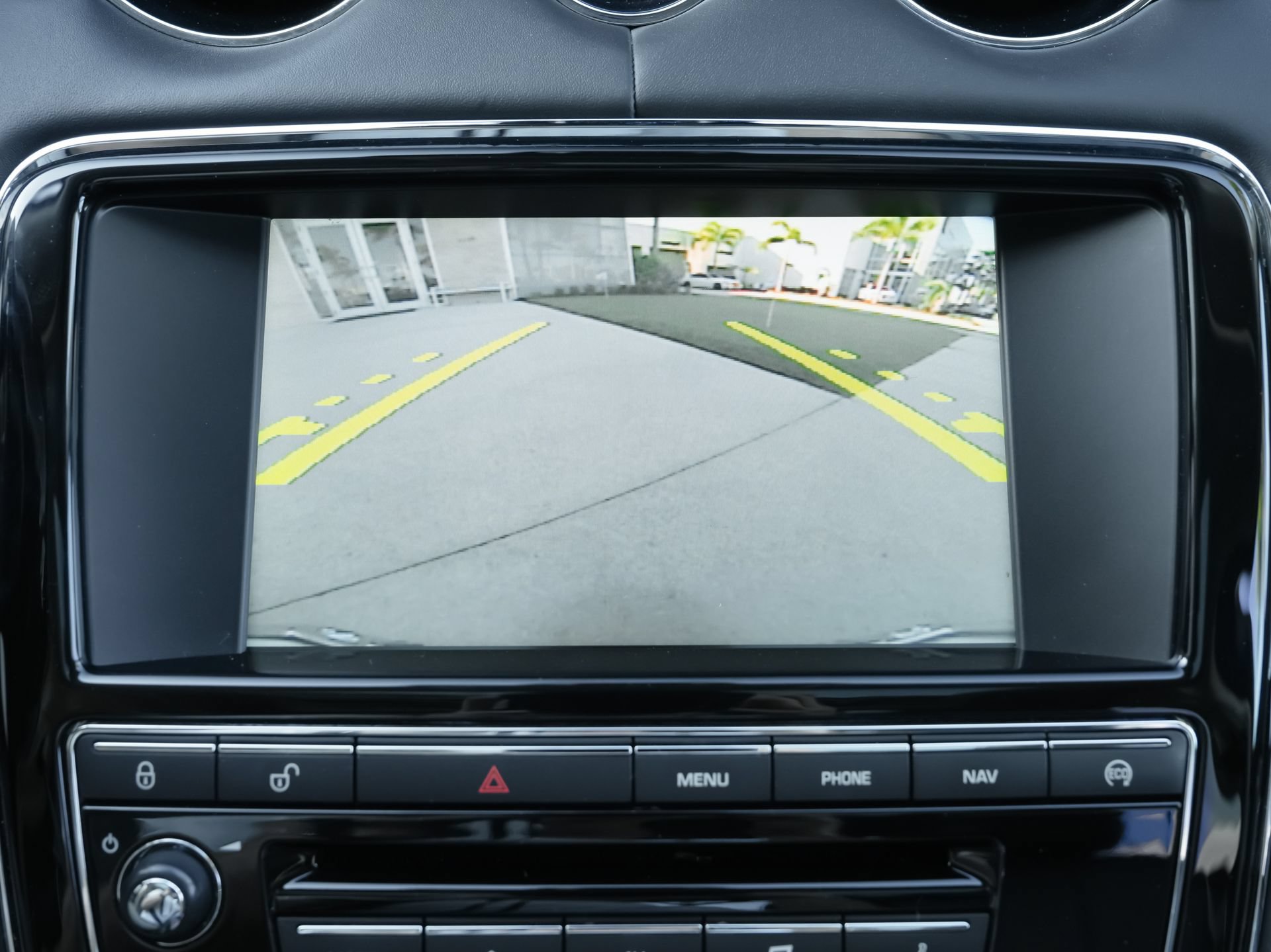 Used 2015 Jaguar XJ L Portfolio AWD/4WD image 15