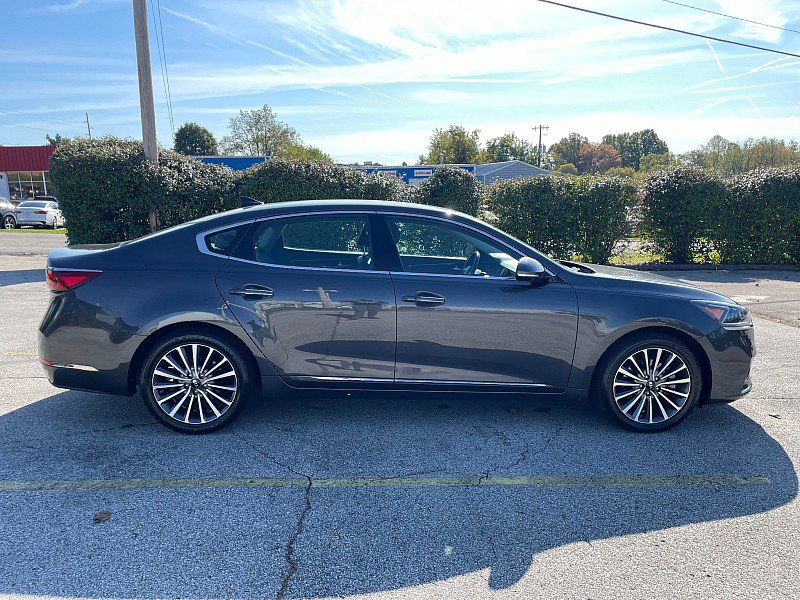 Used 2018 Kia Cadenza Premium image 10