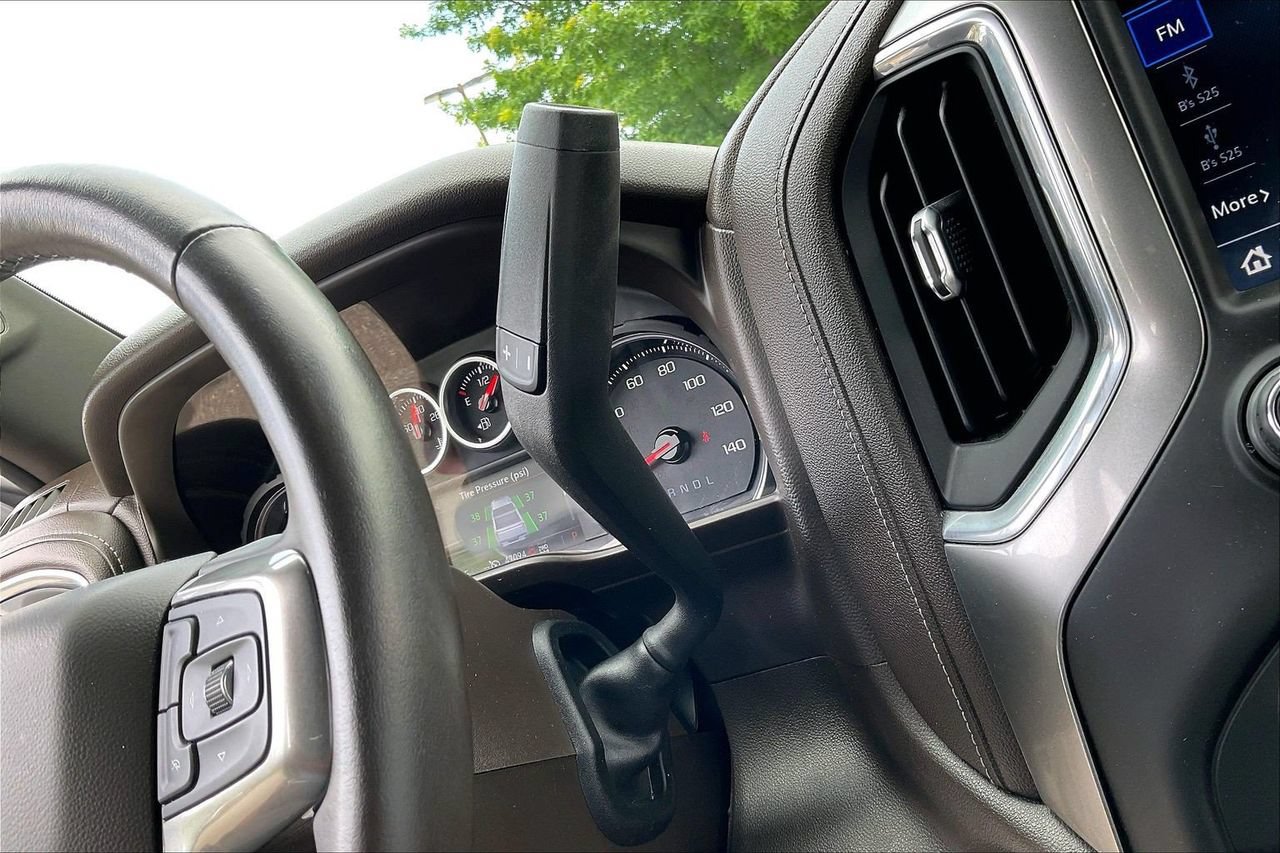 Used 2021 Chevrolet Silverado 1500 RST w/ Z71 Off-Road Package AWD/4WD image 31