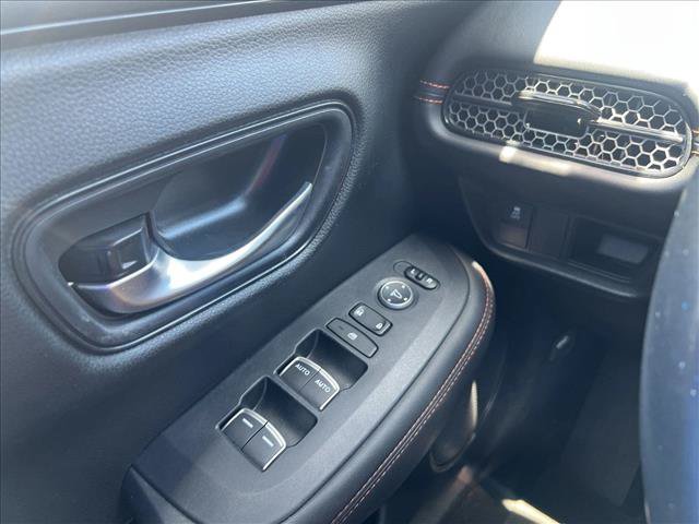 Used 2024 Honda HR-V Sport image 10