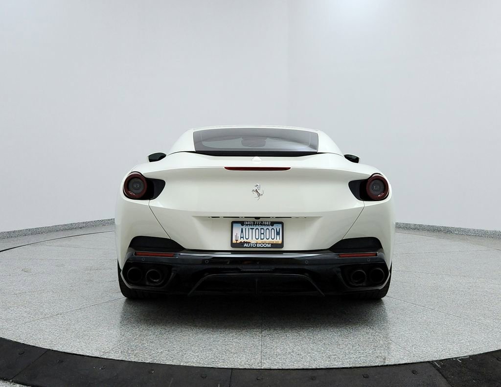 Used 2020 Ferrari Portofino Base image 4
