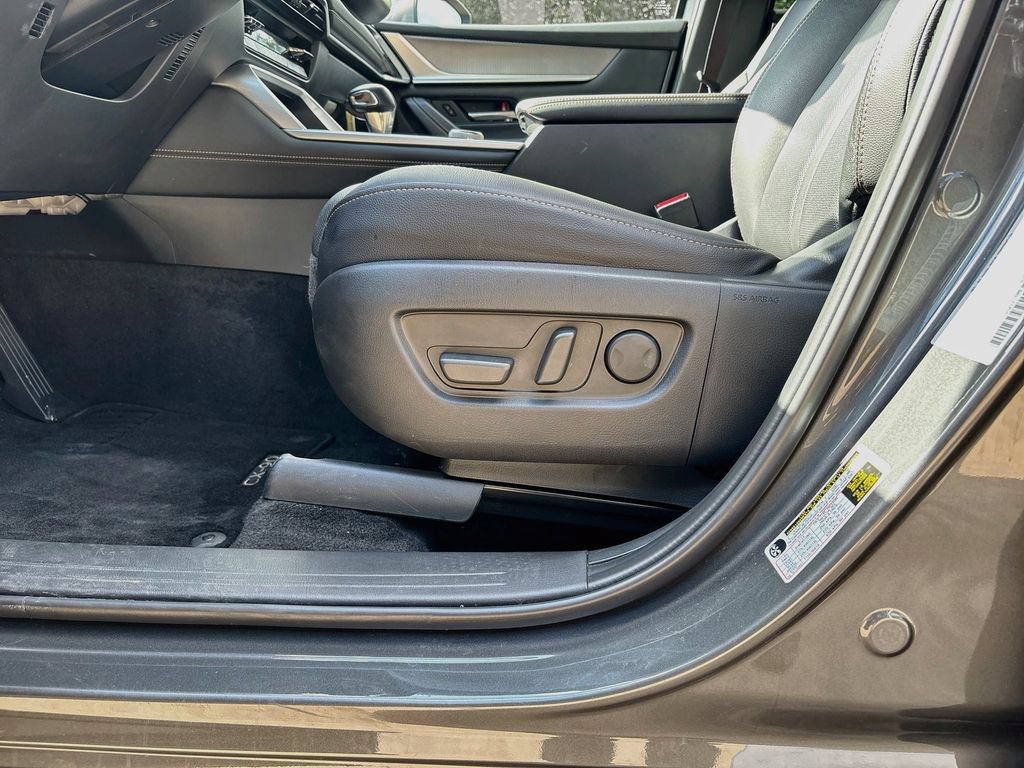 Certified 2024 MAZDA CX-90 Plug-In Hybrid w/ Premium Pkg AWD/4WD image 20