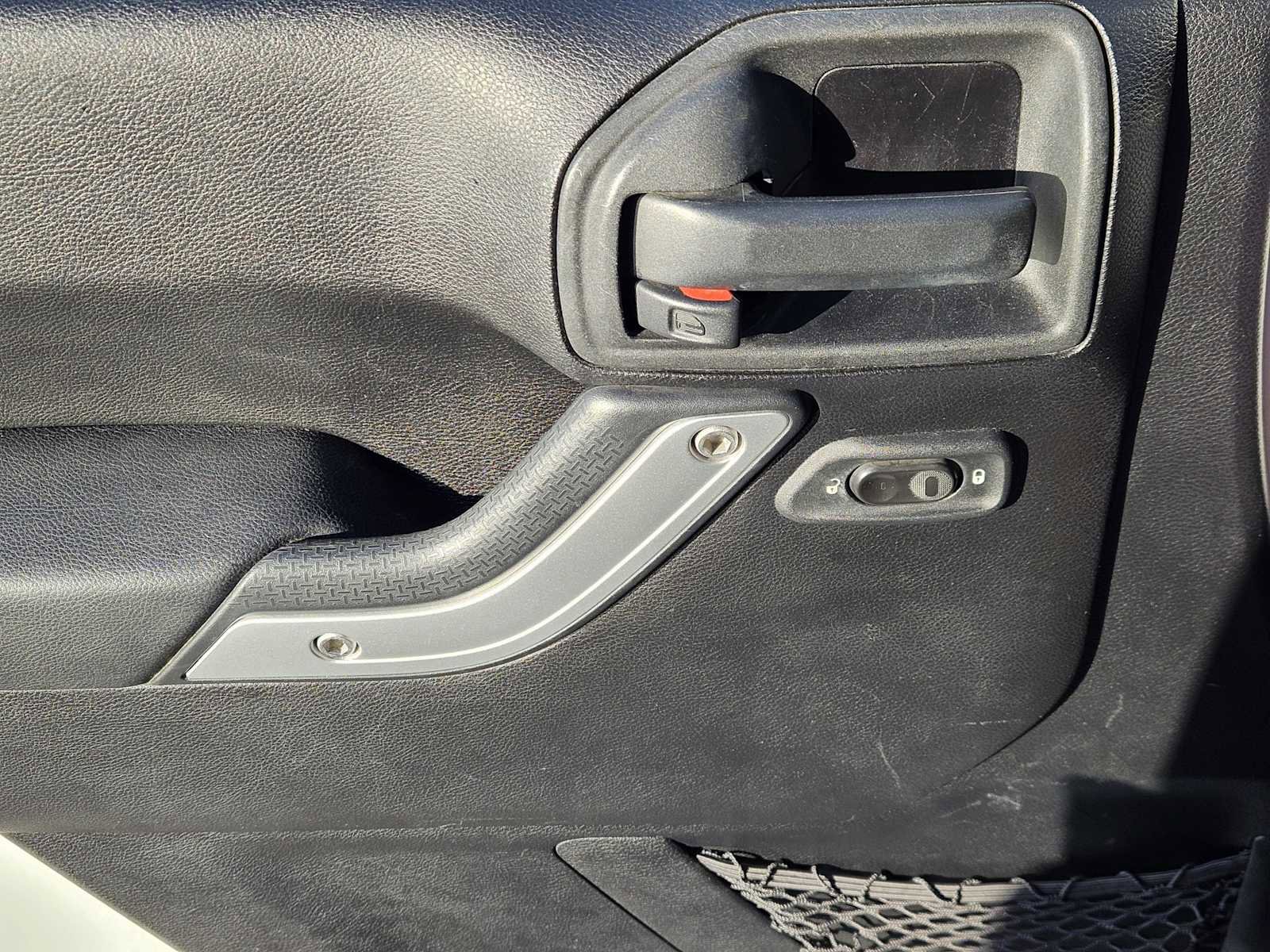 Used 2012 Jeep Wrangler Unlimited Rubicon image 21