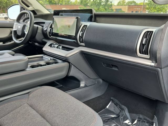 Used 2025 Ford Expedition Max Active RWD image 35